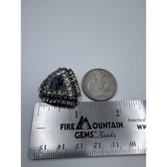 Austria Crystal Art Deco Brooch- Beautiful Triangle Blue And Clear Crystal - Picture 5 of 6